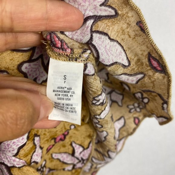 Aerie High Waisted Summer Floral Shorts Elastic Waist Flowy Butterfly Size Small - Picture 5 of 7